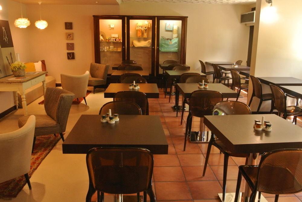Adonis Ajaccio - Albion Hotel 3*
